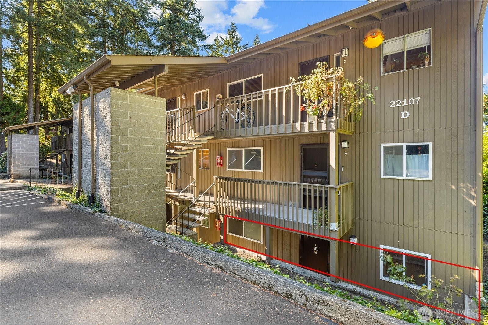 22107 66th Avenue W Unit: 10D