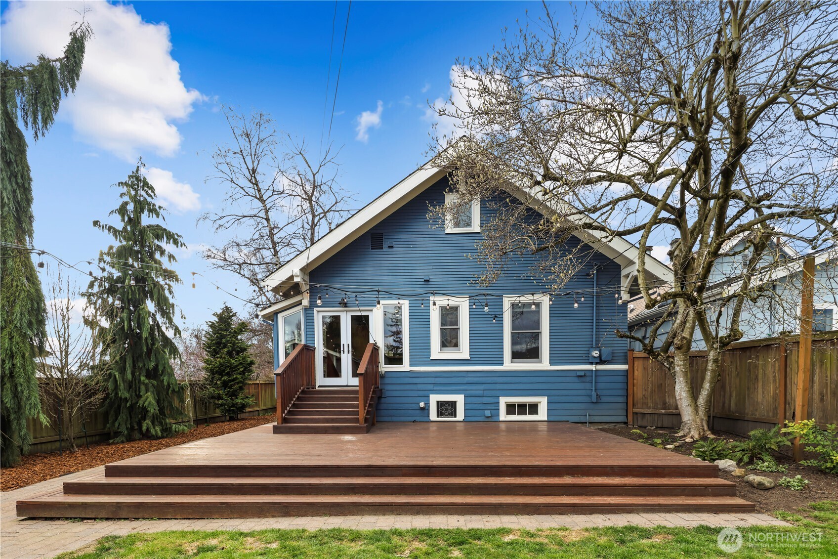 2221 Virginia