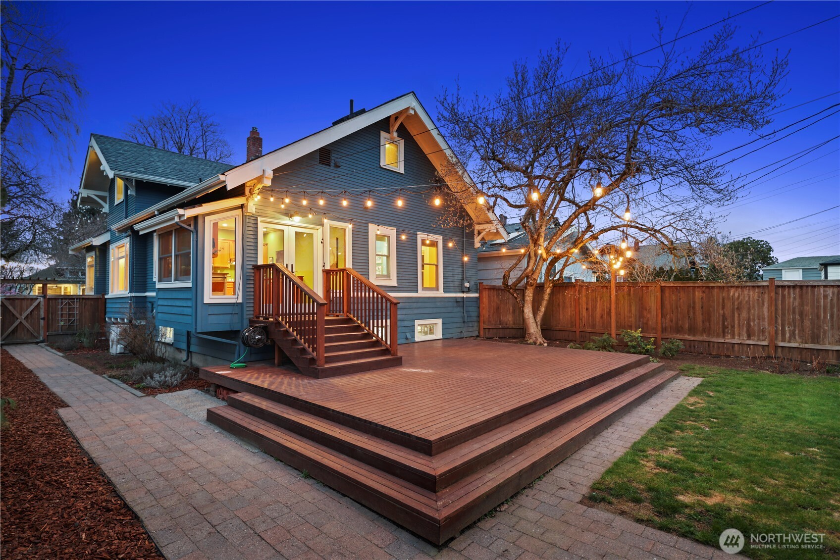 2221 Virginia
