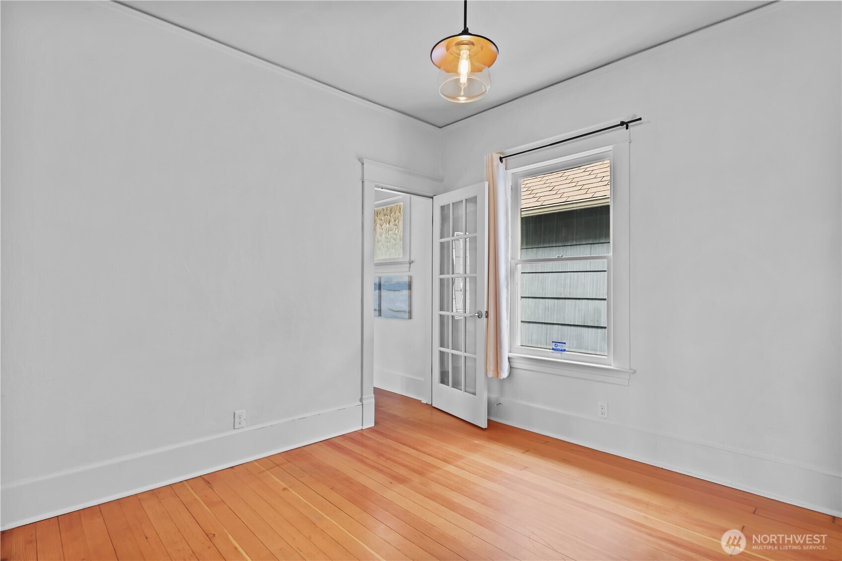 2221 Virginia