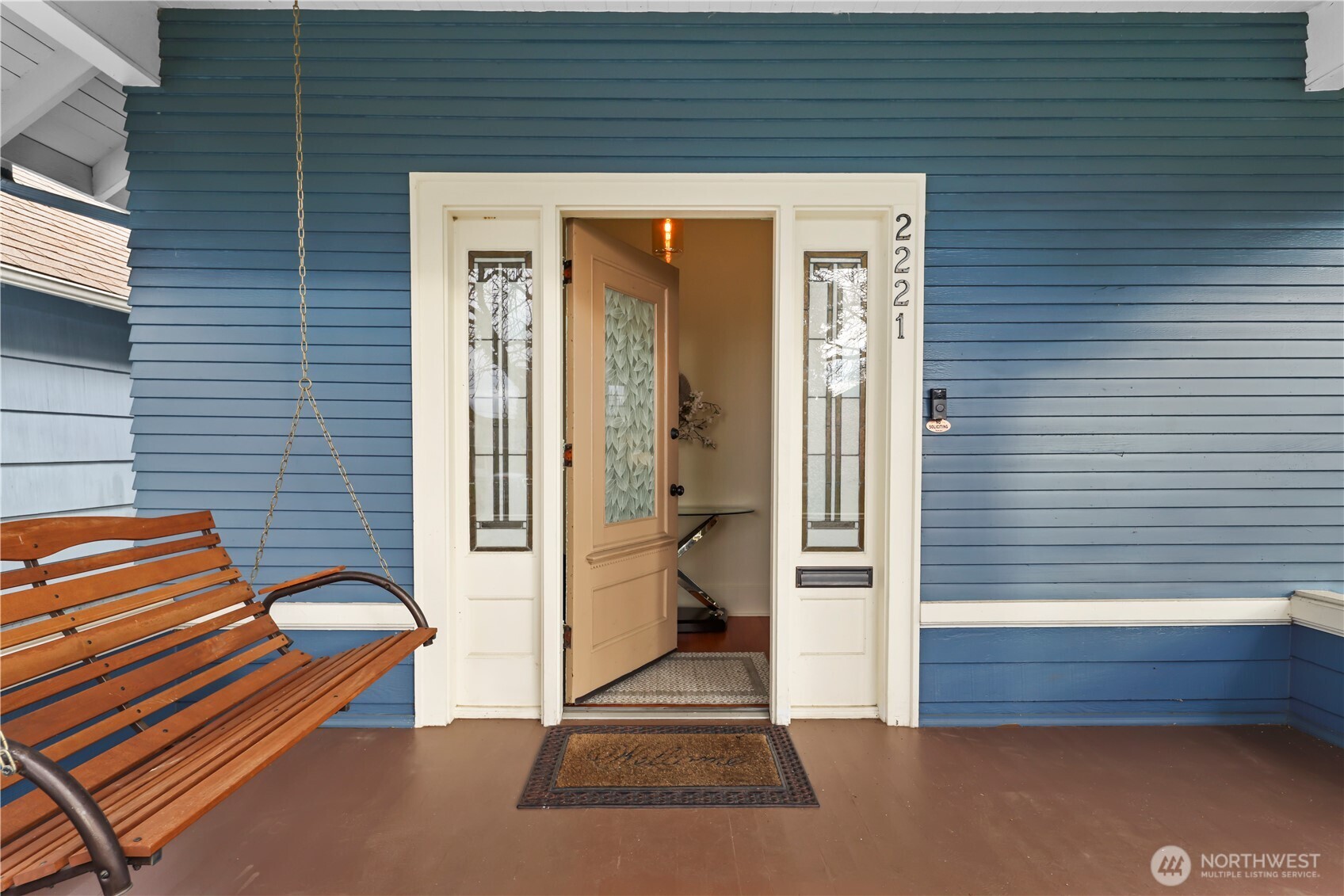 2221 Virginia