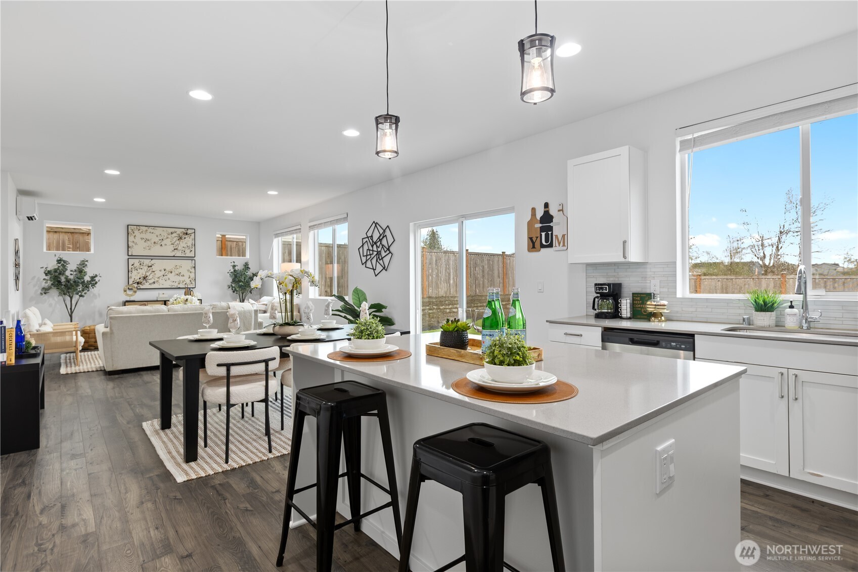 8312 55th Pl NE