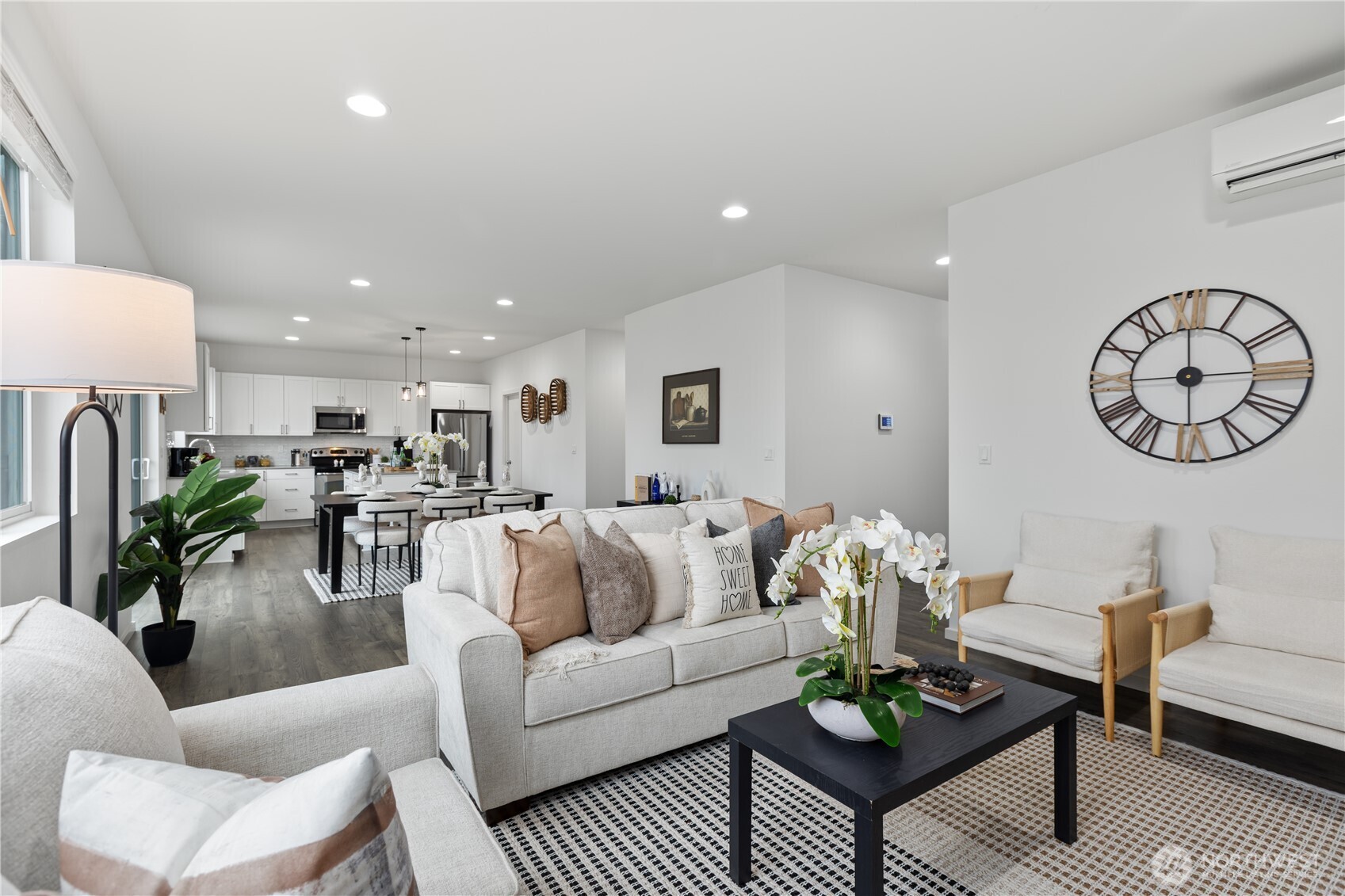 8312 55th Pl NE