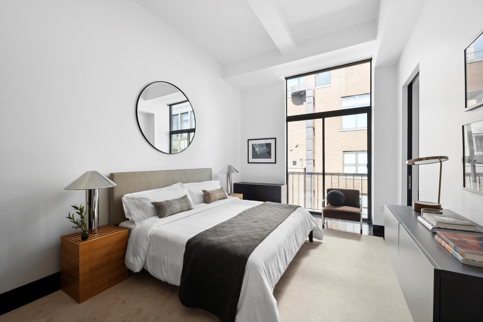 254 PARK Avenue S PHPR