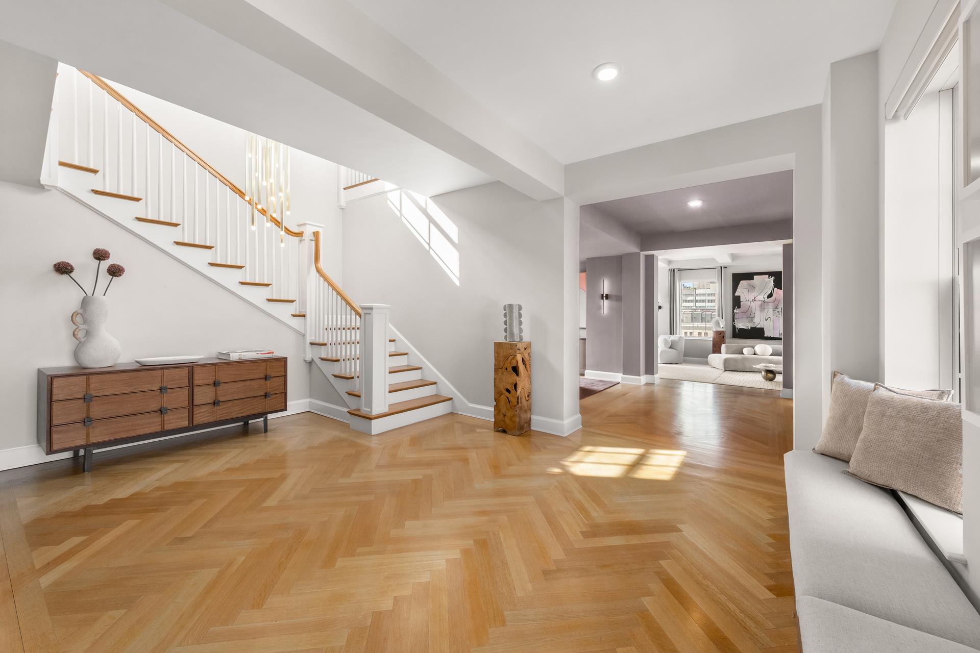 18 GRAMERCY Park S PH17