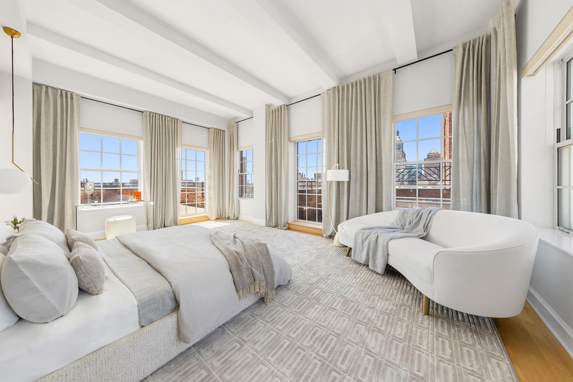 18 GRAMERCY Park S PH17
