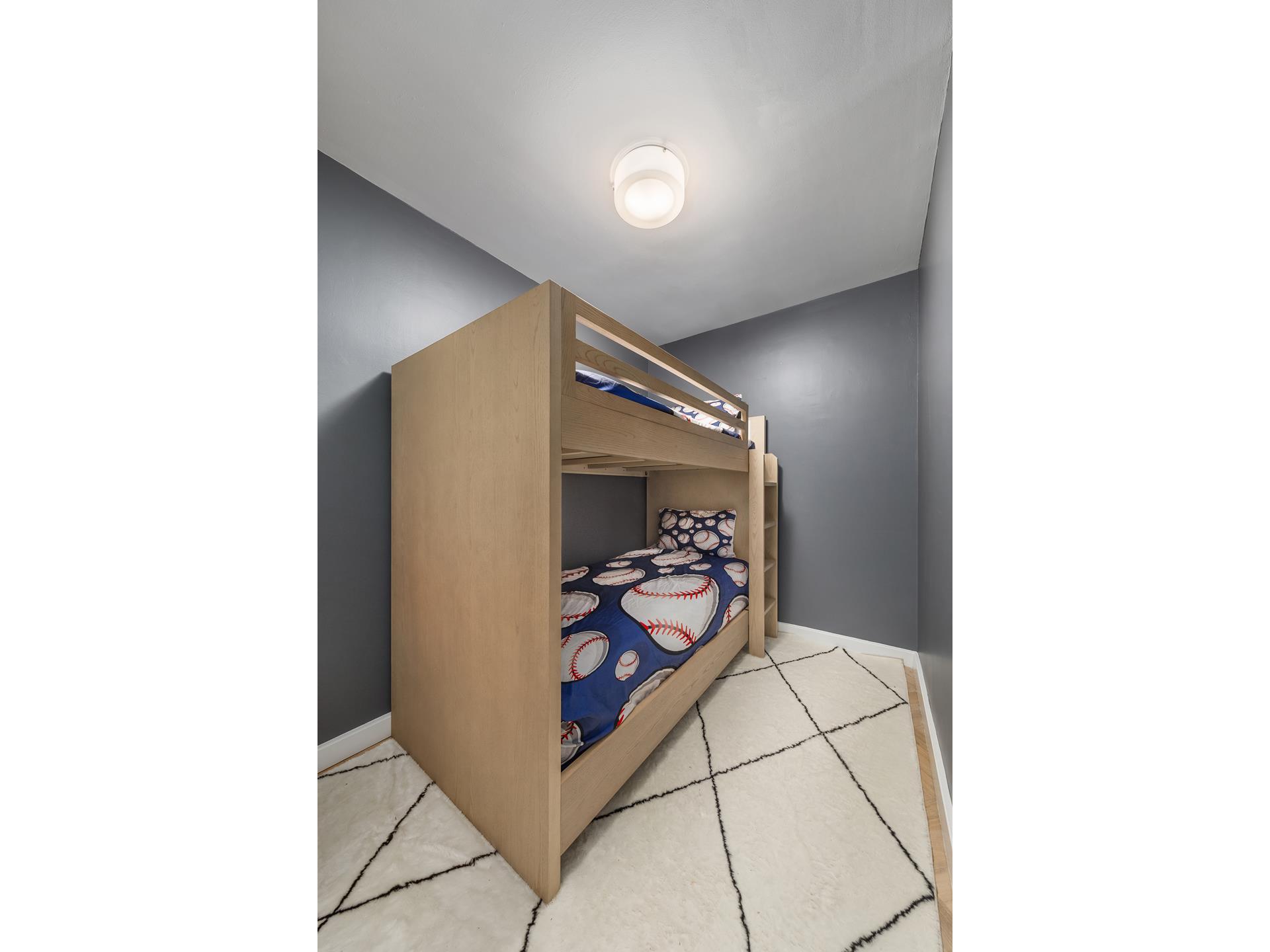 400 W 12TH Street 4B