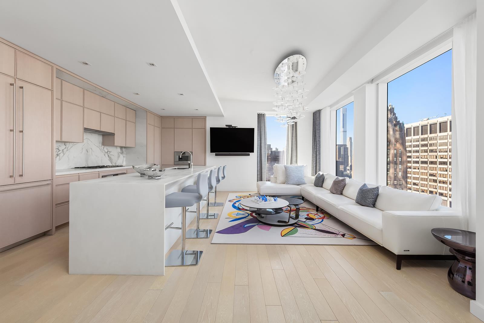 138 E 50TH Street 53