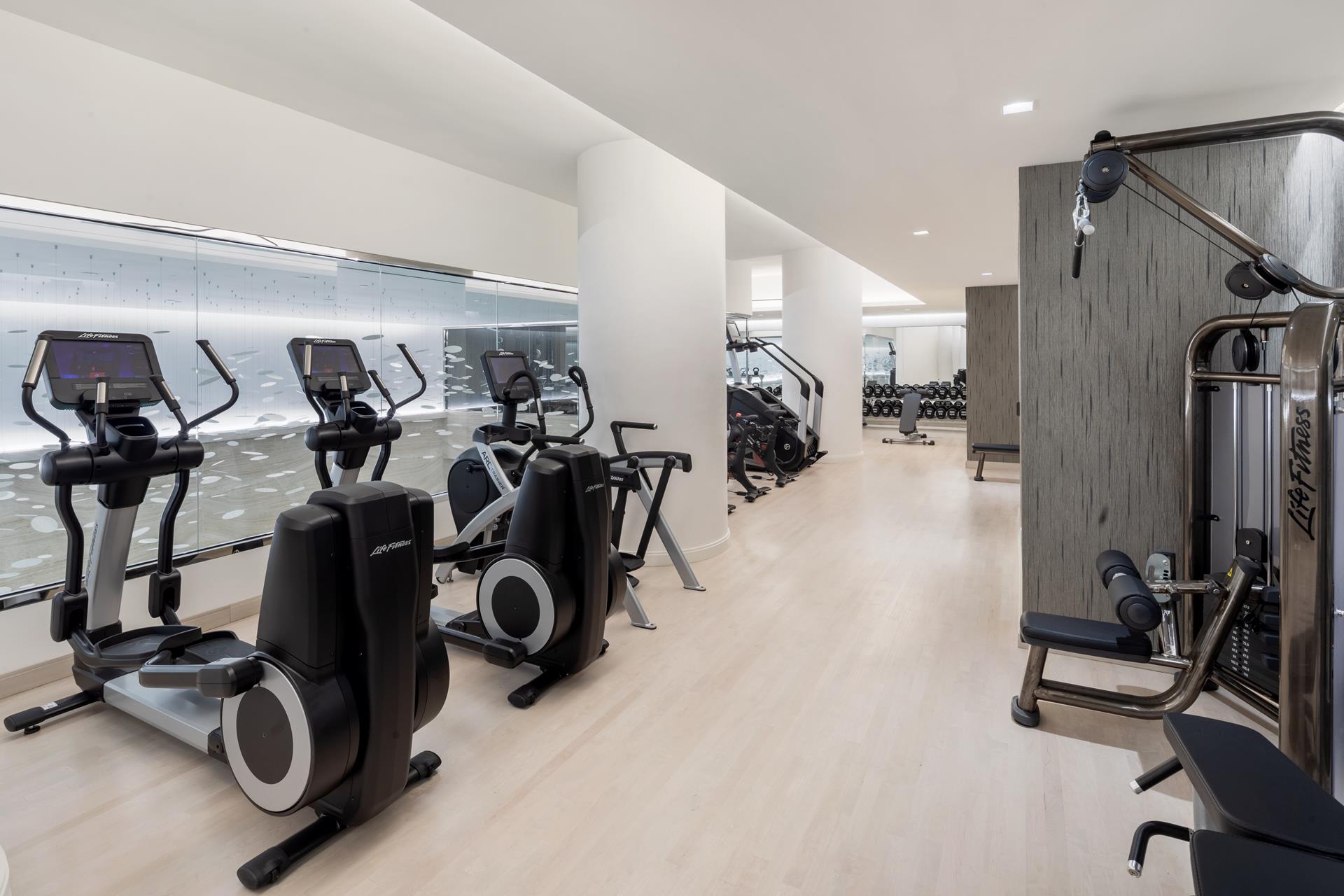 138 E 50TH Street 53