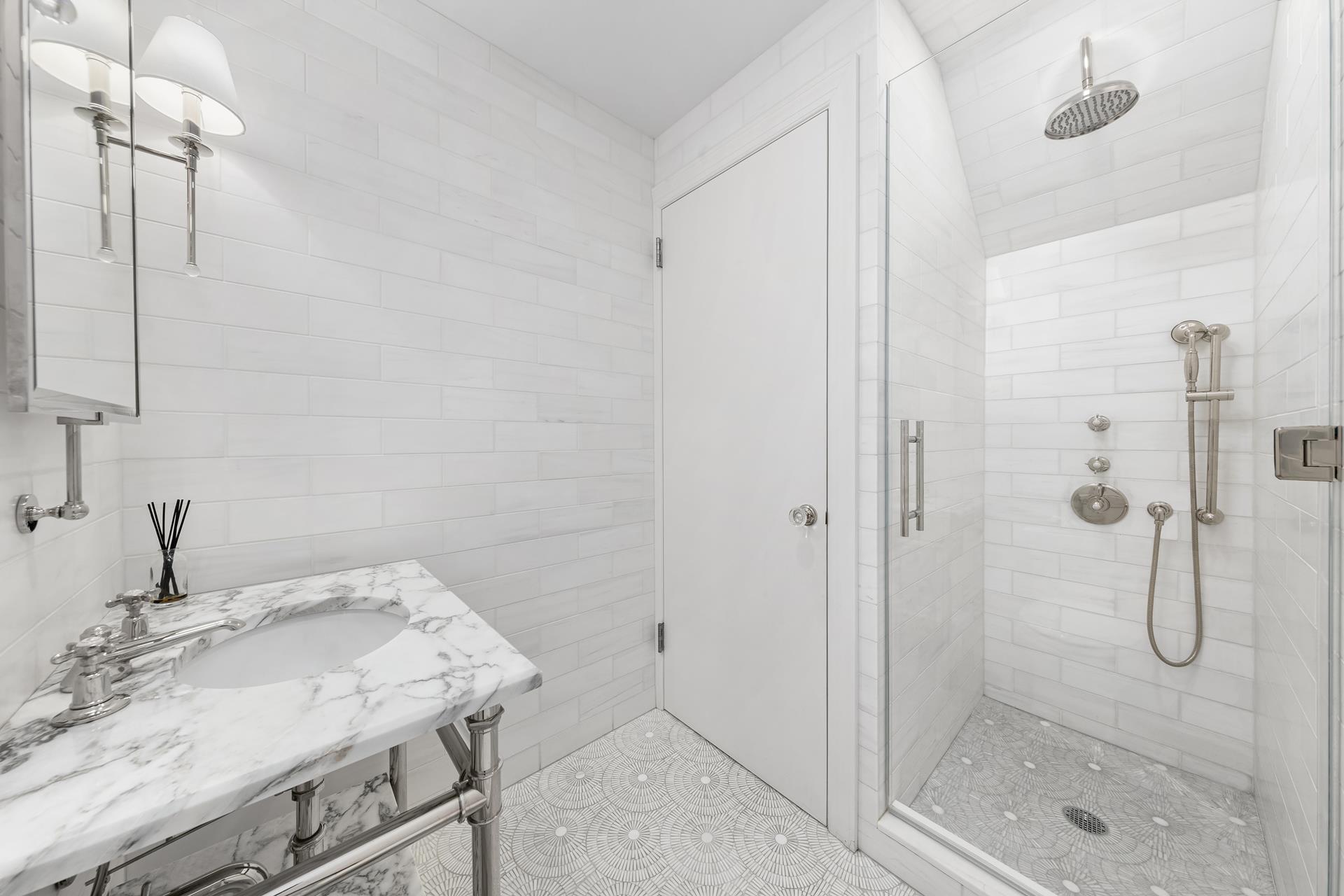 128 E 92ND Street