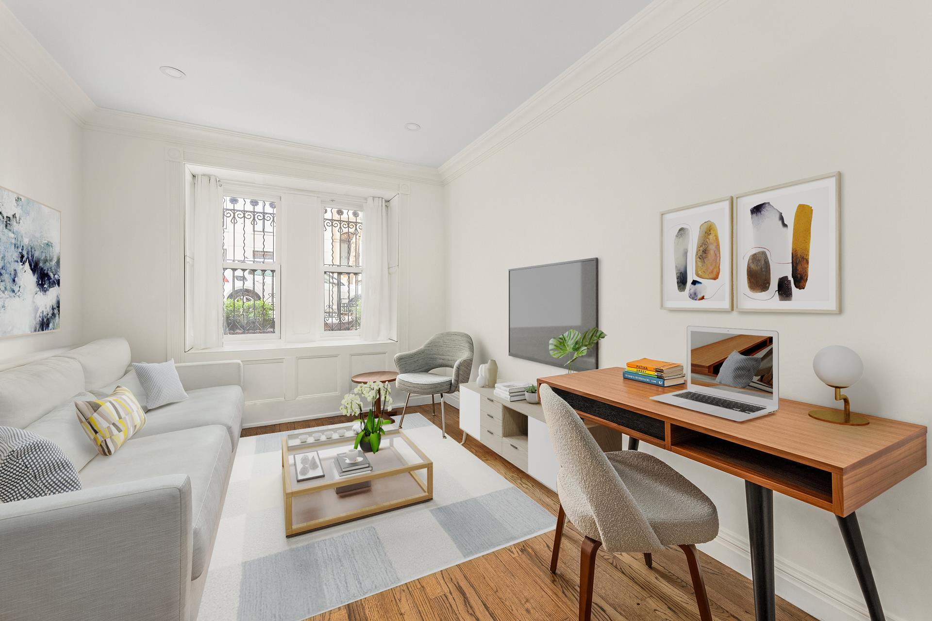 128 E 92ND Street