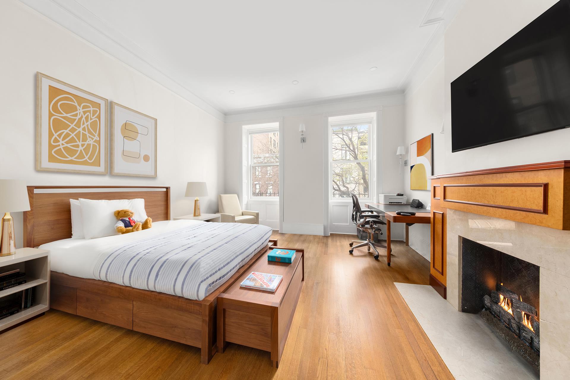 128 E 92ND Street