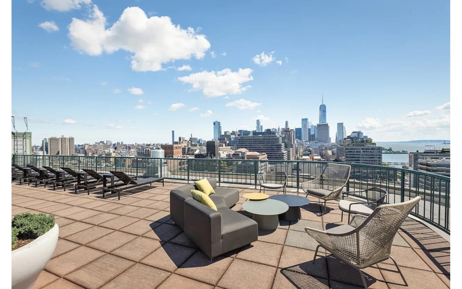666 GREENWICH Street 1009
