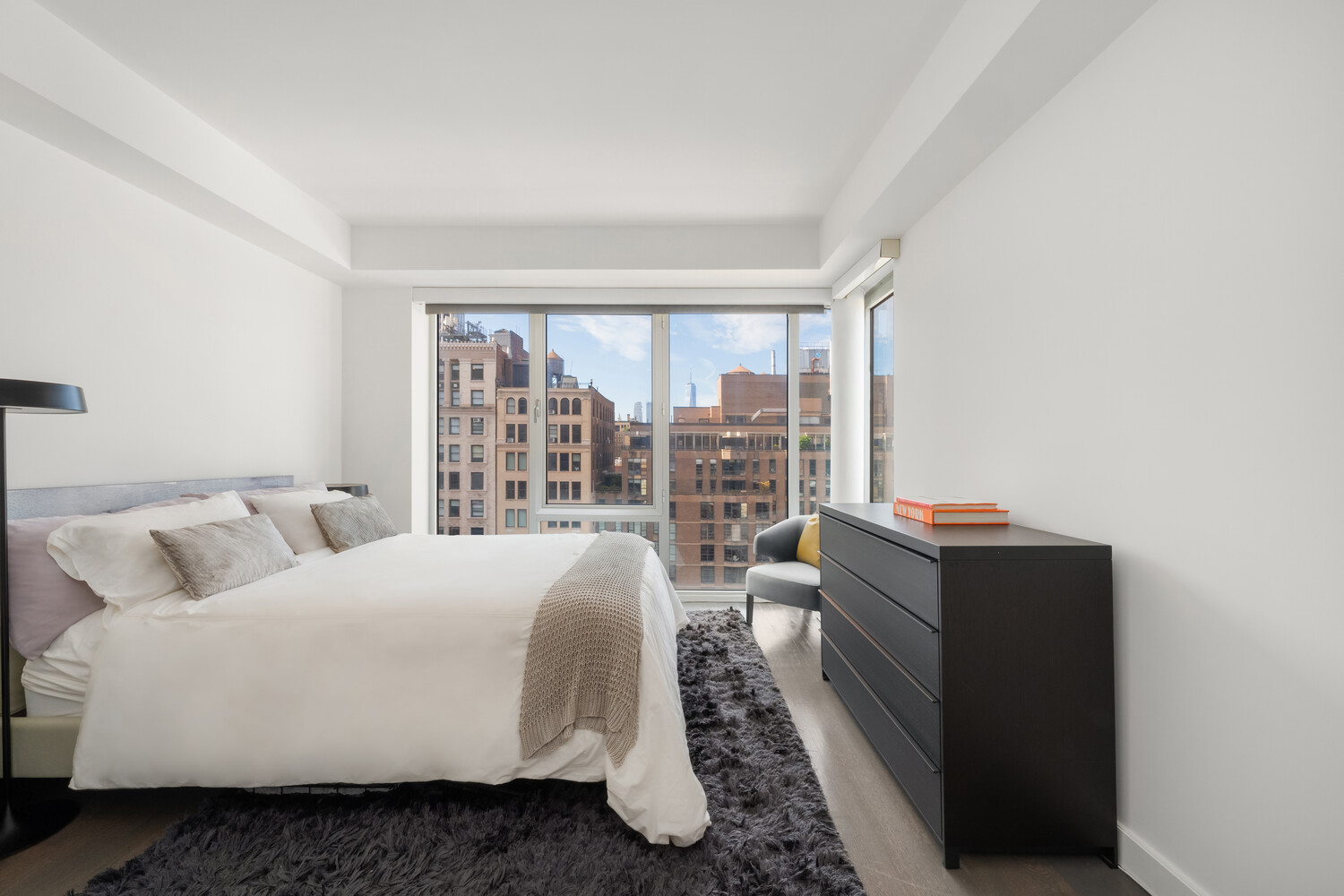 14 W 14TH Street PHB