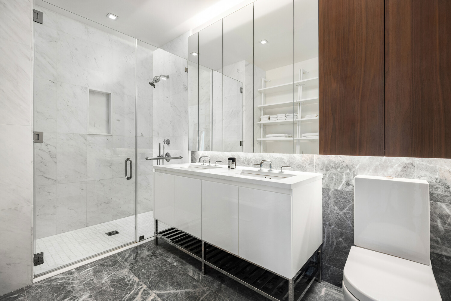 196 ORCHARD Street 10F