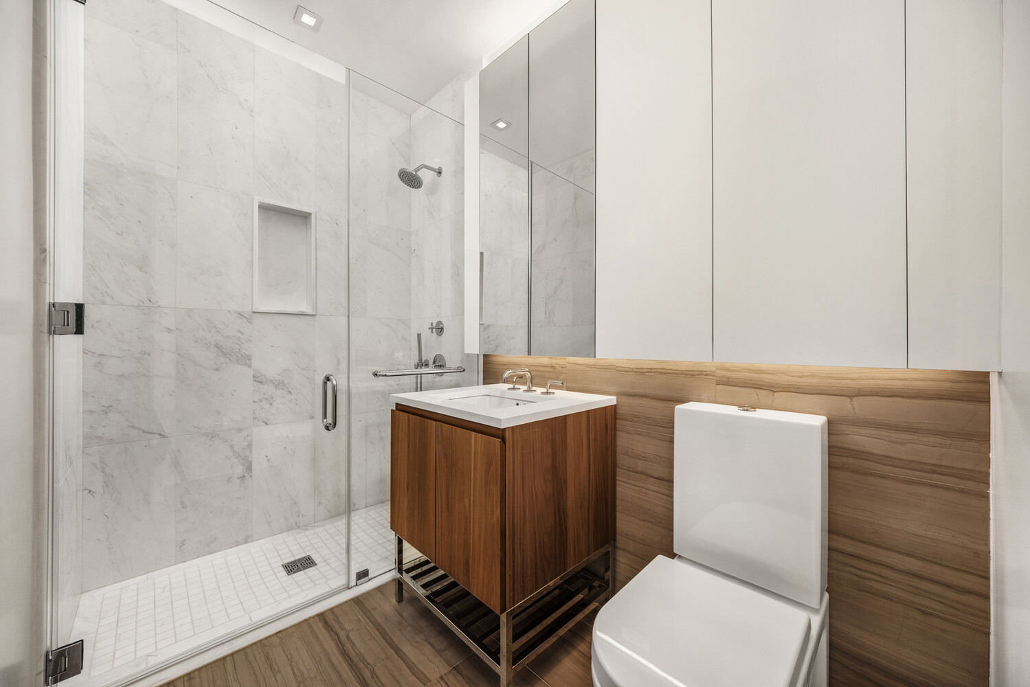 196 ORCHARD Street 10F