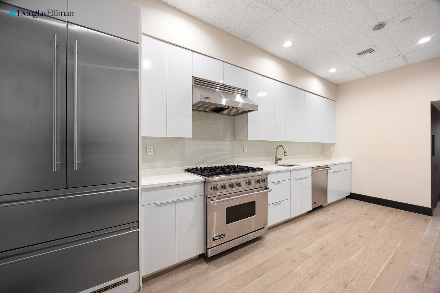 238 E 67TH Street TH