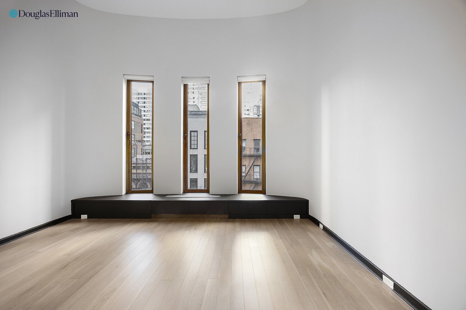 238 E 67TH Street TH