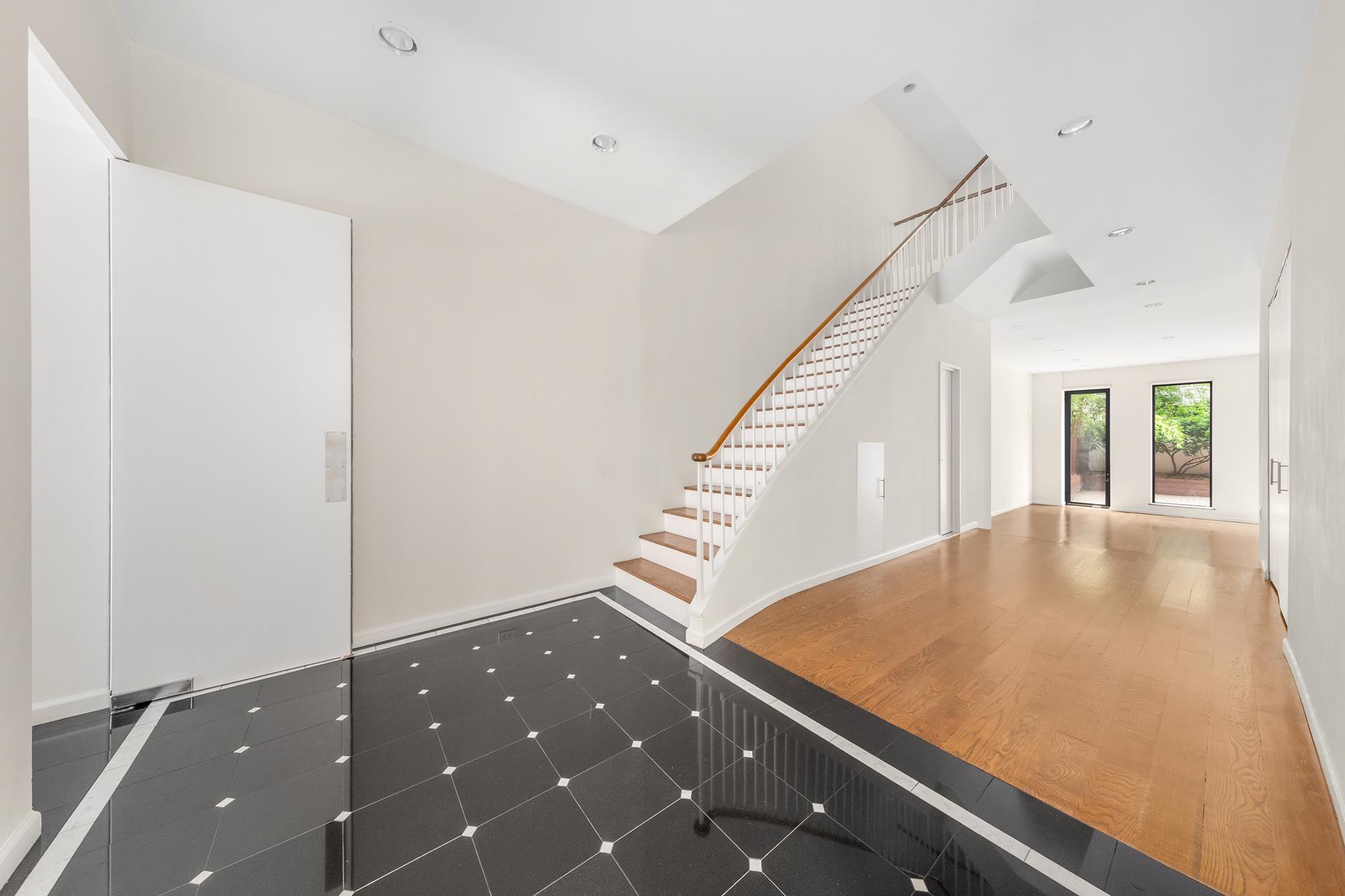 232 E 67TH Street MAISONETTE