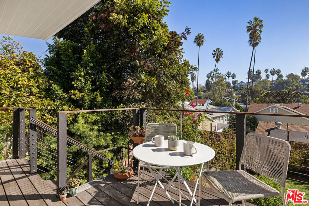 1338 Mccollum Street