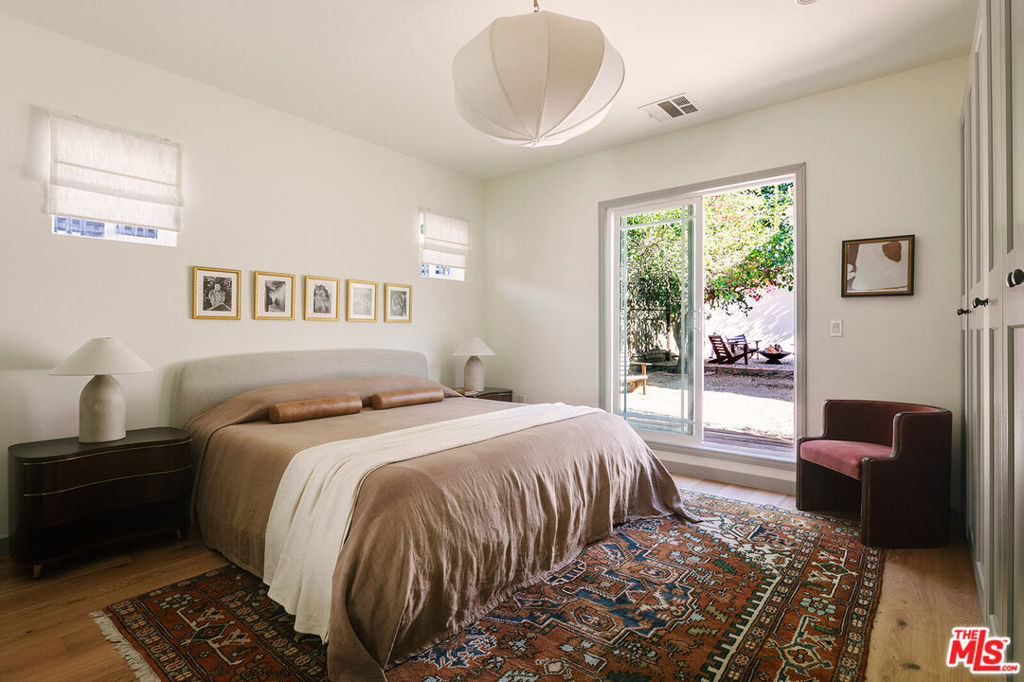 1334 Coronado Terrace