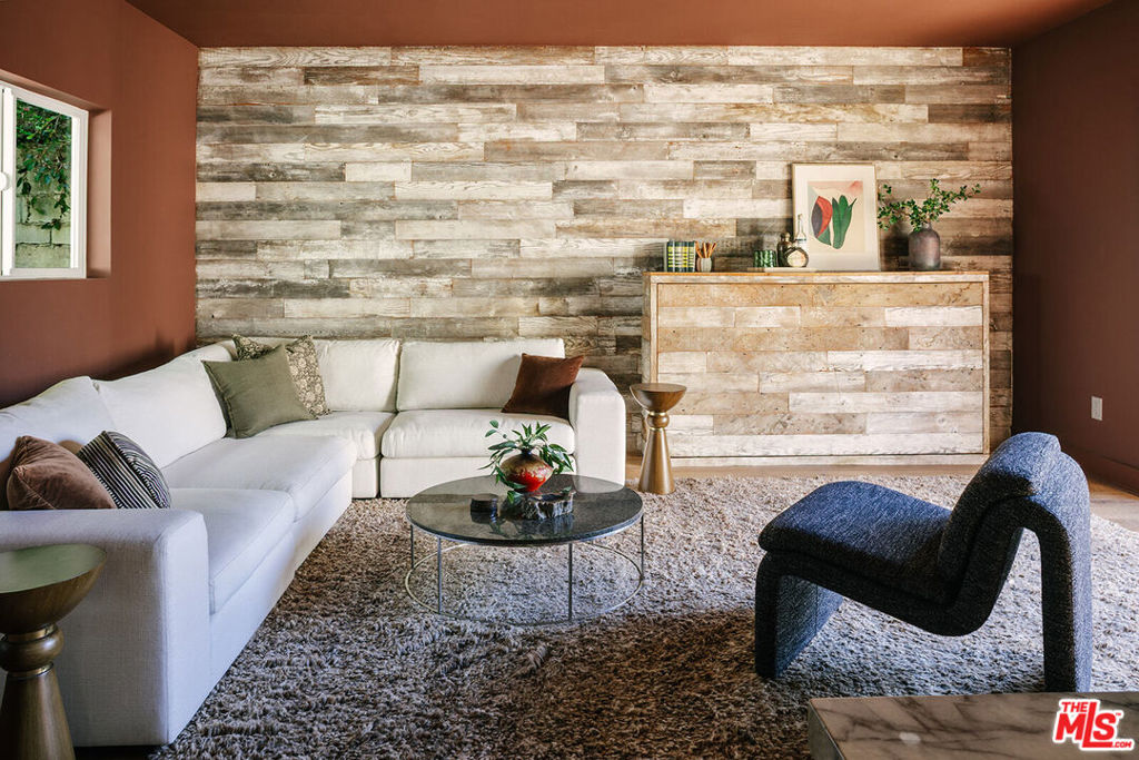 1334 Coronado Terrace