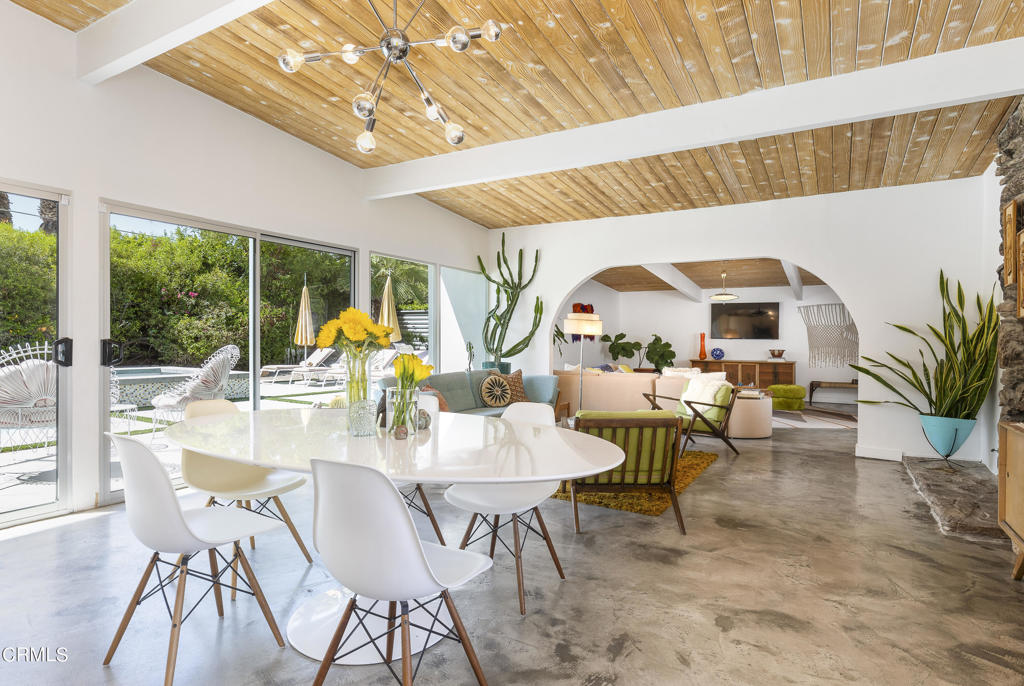 225 N Orchid Tree Lane Lane