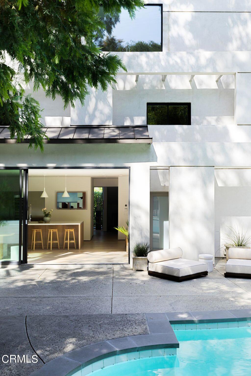 11210 Briarcliff Lane