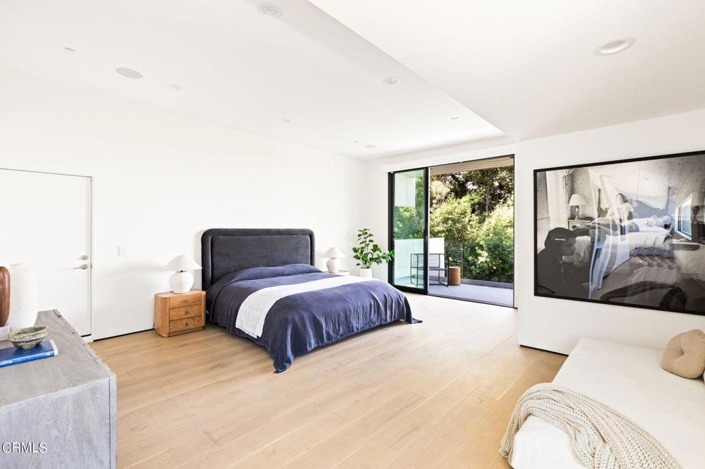 11210 Briarcliff Lane