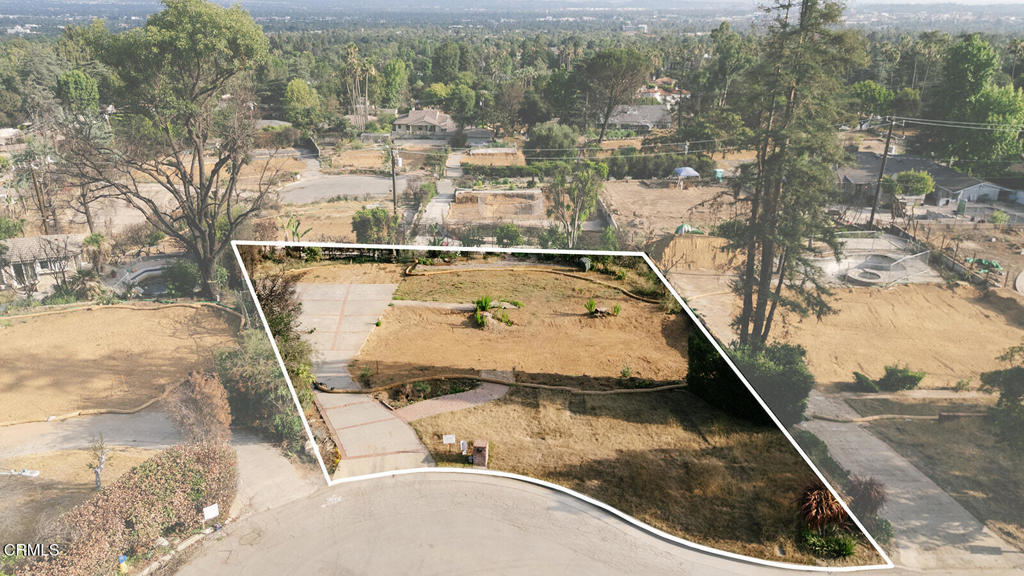 1800 Alta Wood Drive