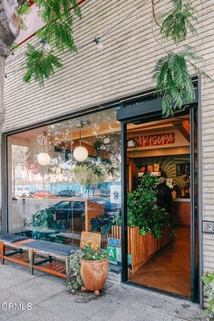 2753 Waverly Drive 302