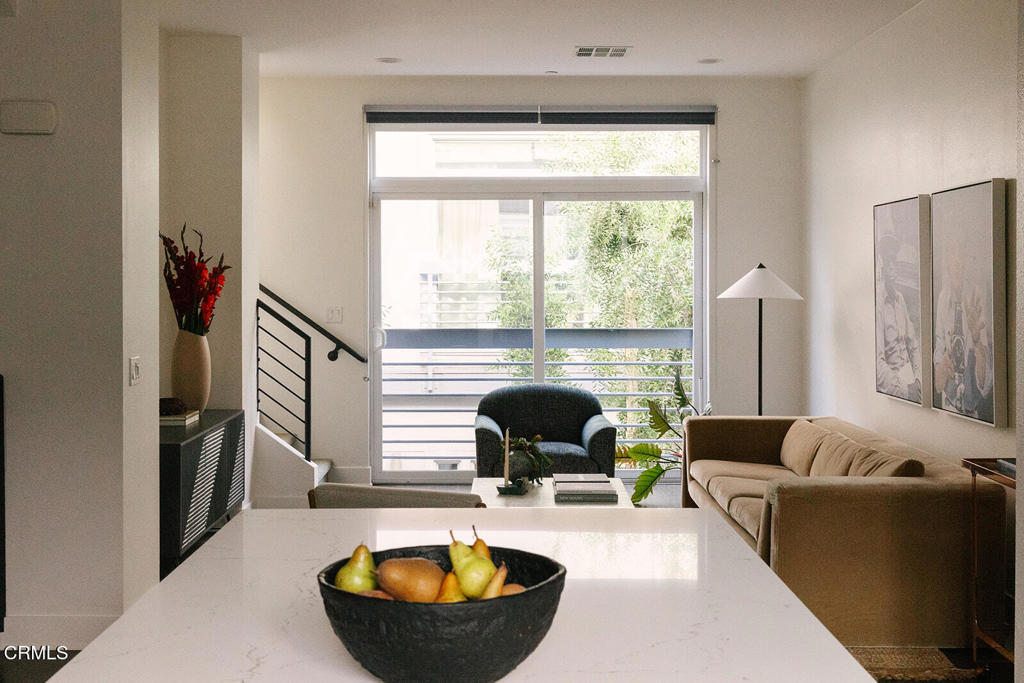 2753 Waverly Drive 302