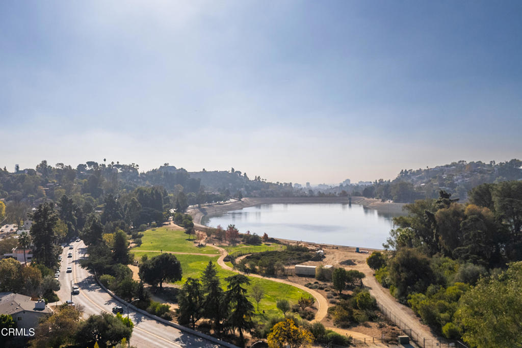 2753 Waverly Drive 302