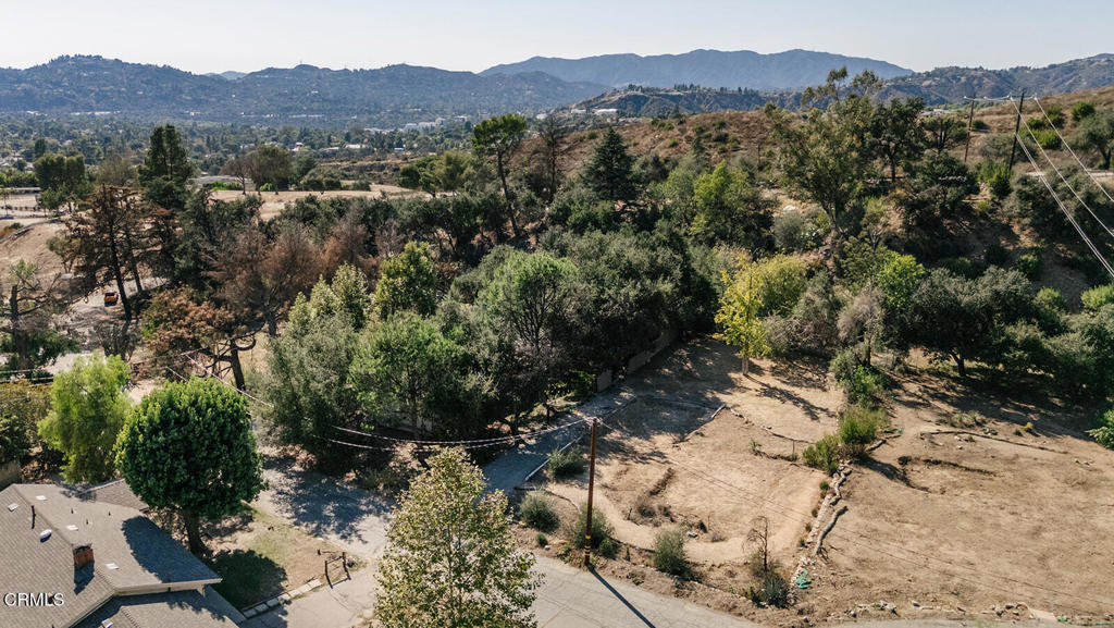 3805 Alzada Road