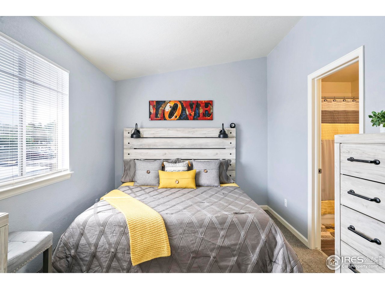 2212 Devonshire Ct