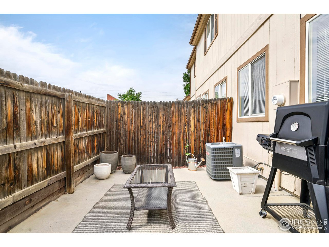 2212 Devonshire Ct