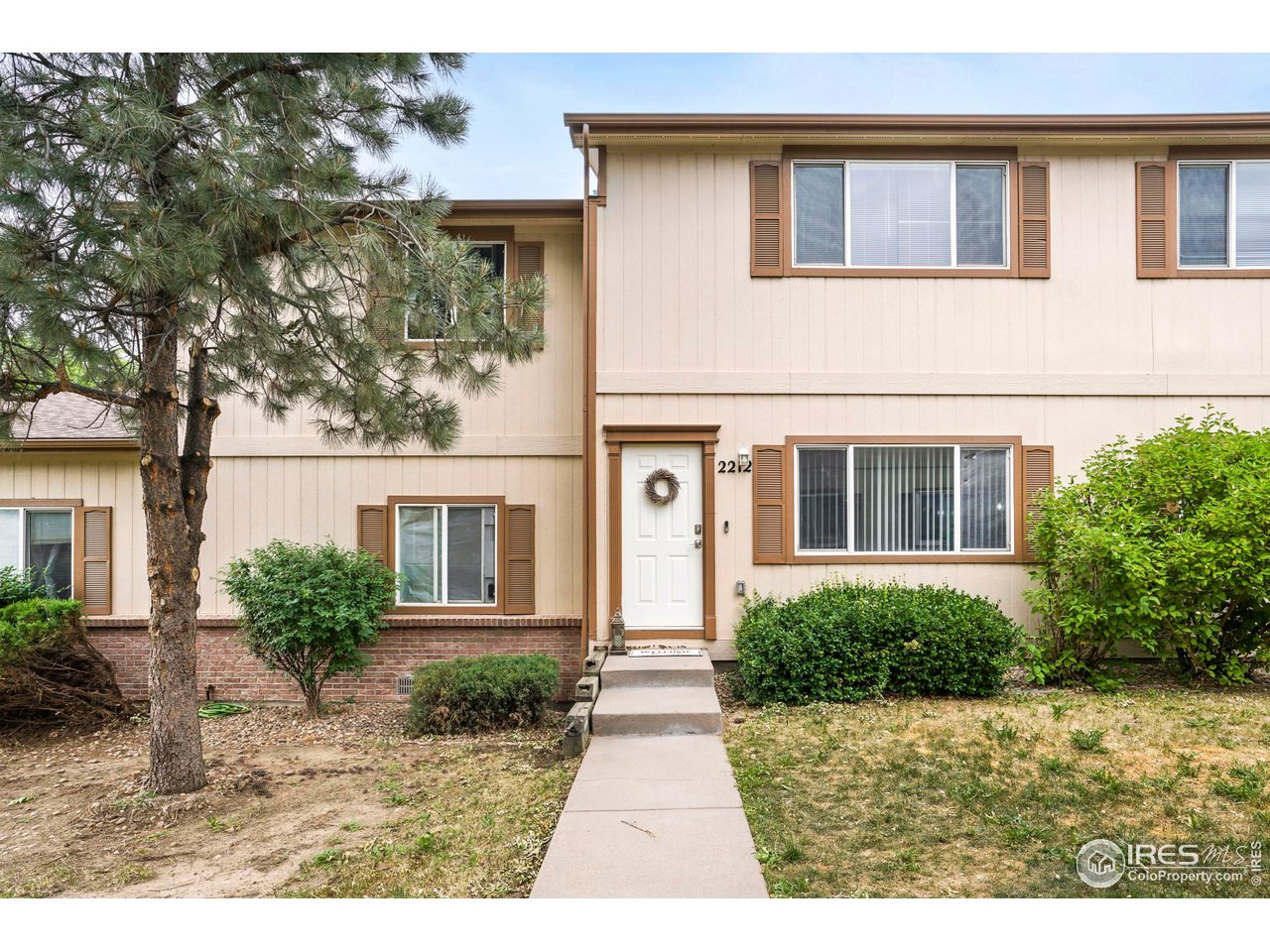 2212 Devonshire Ct