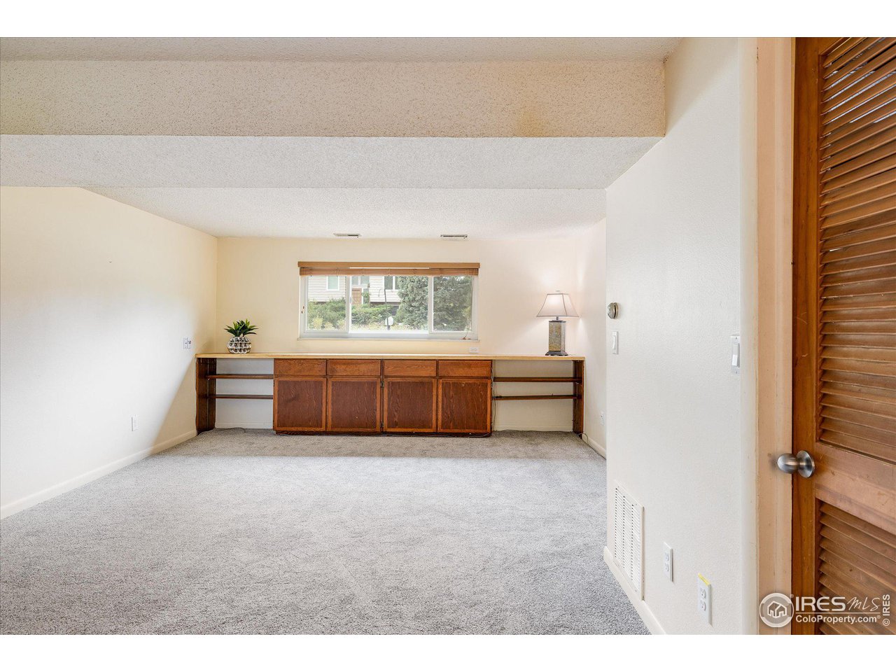 4265 Grinnell Ave