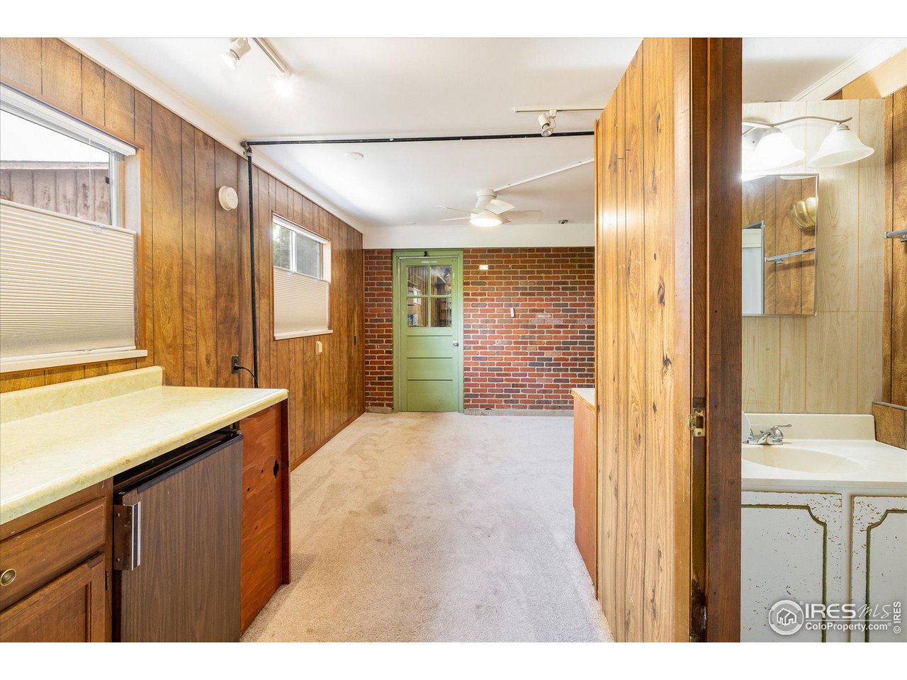 4265 Grinnell Ave