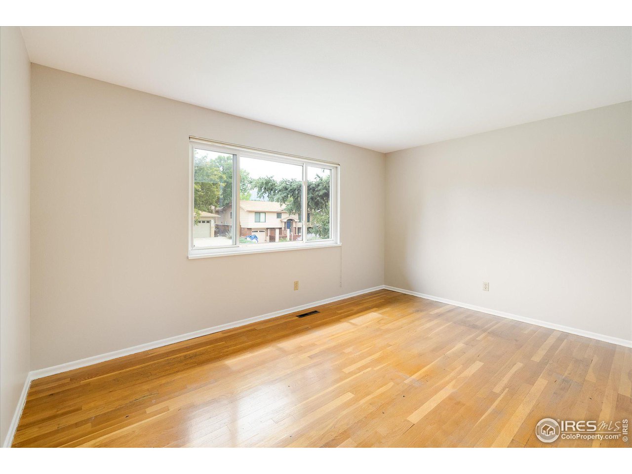 4265 Grinnell Ave