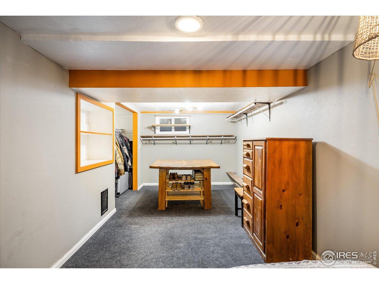 245 2nd St