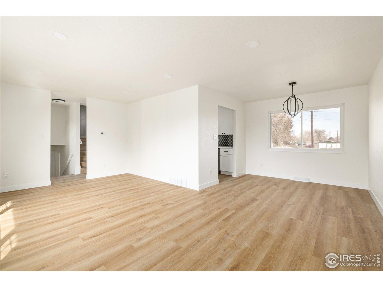 515 1st Ave