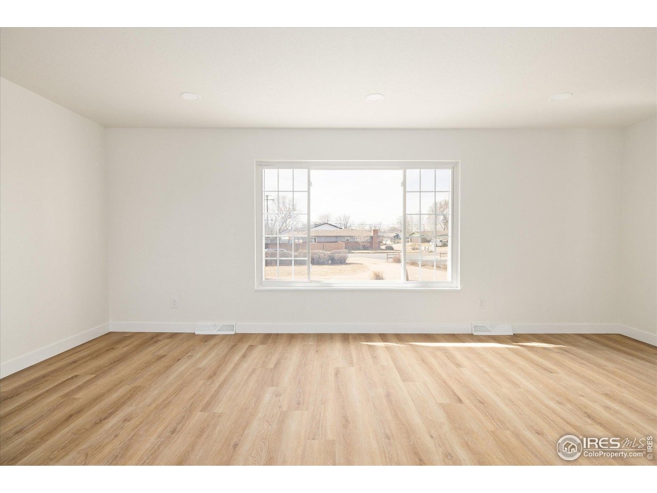515 1st Ave