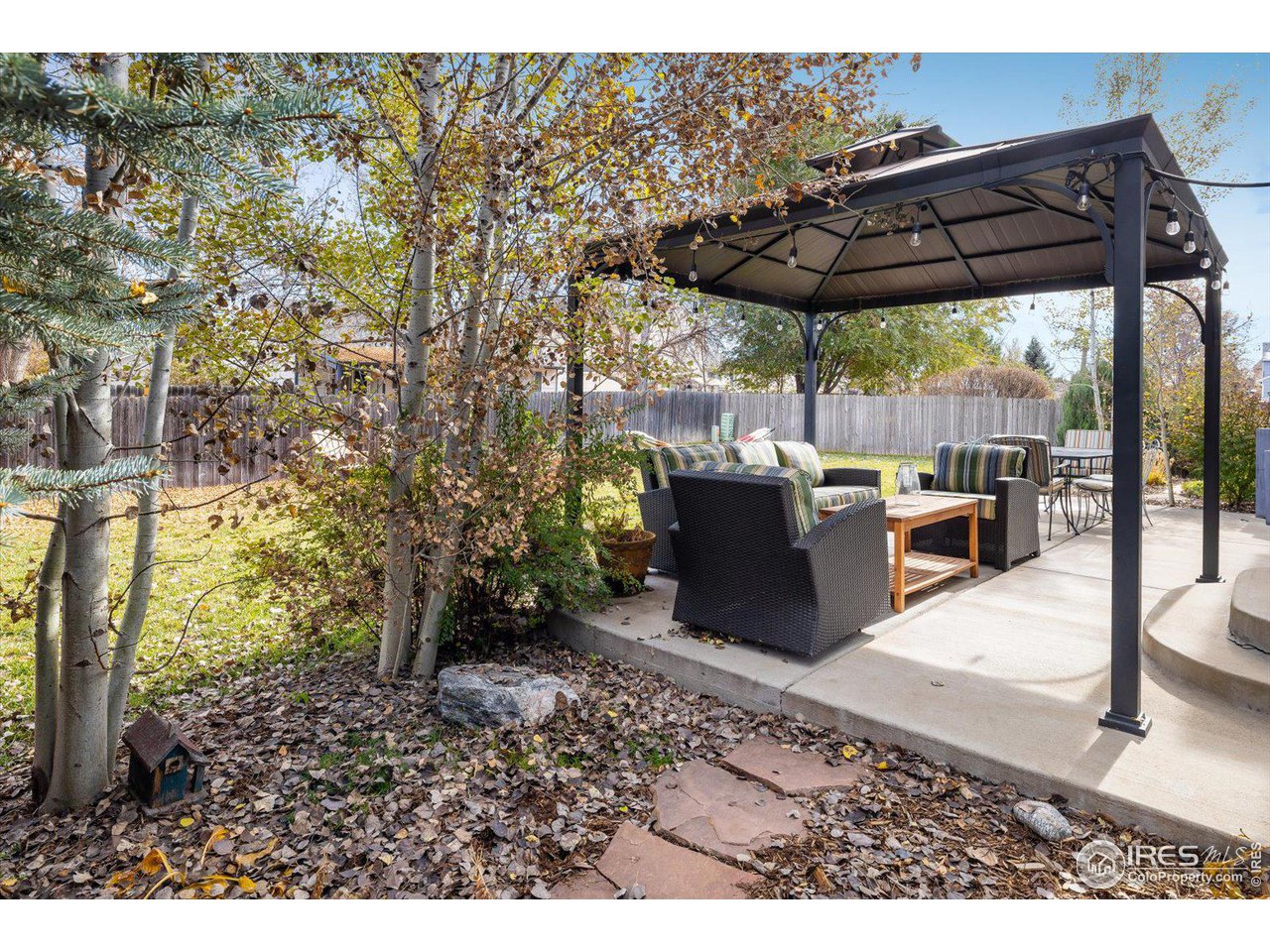 1512 Pinewood Ct