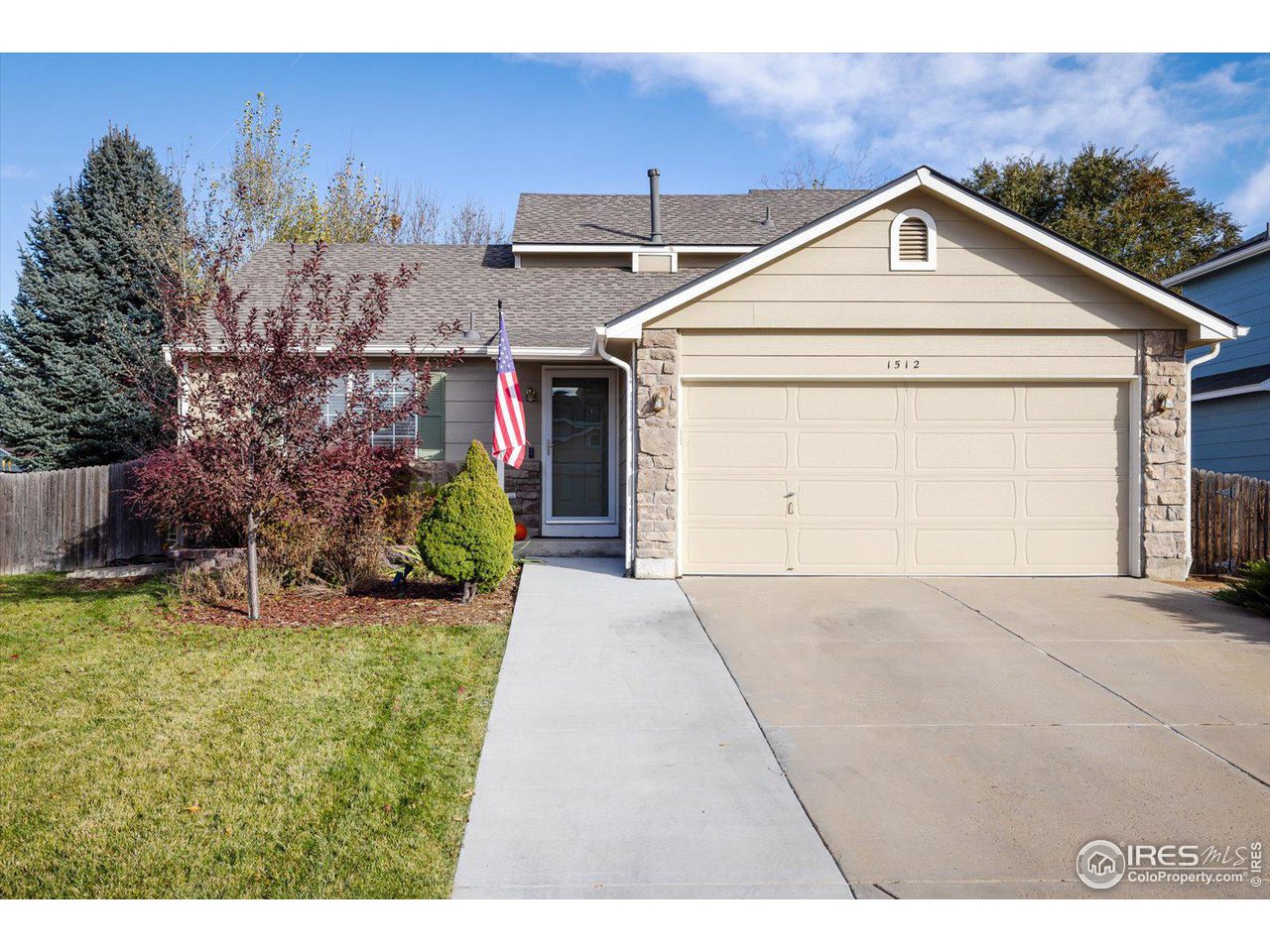 1512 Pinewood Ct