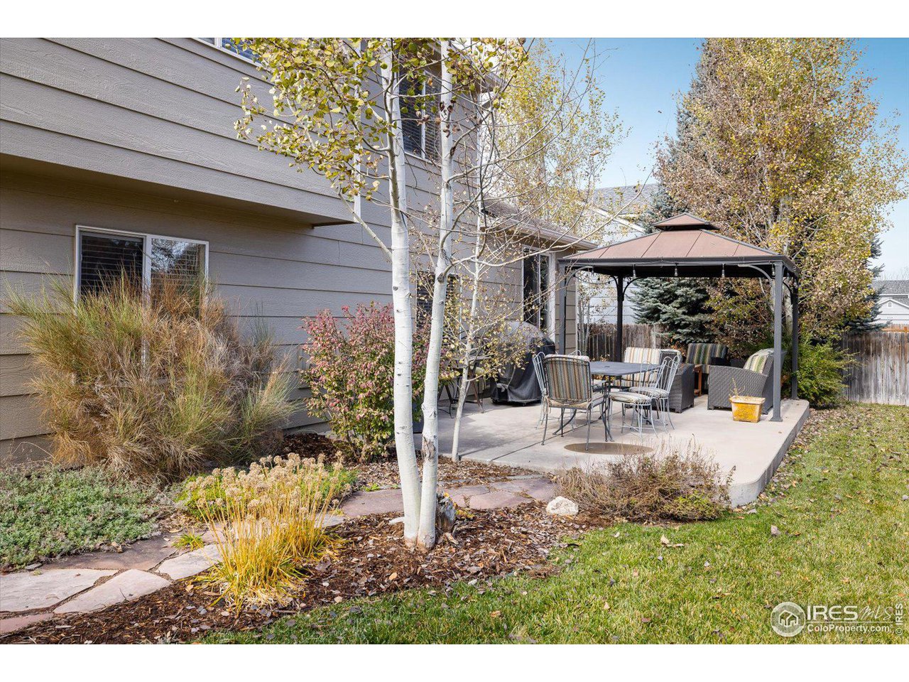 1512 Pinewood Ct