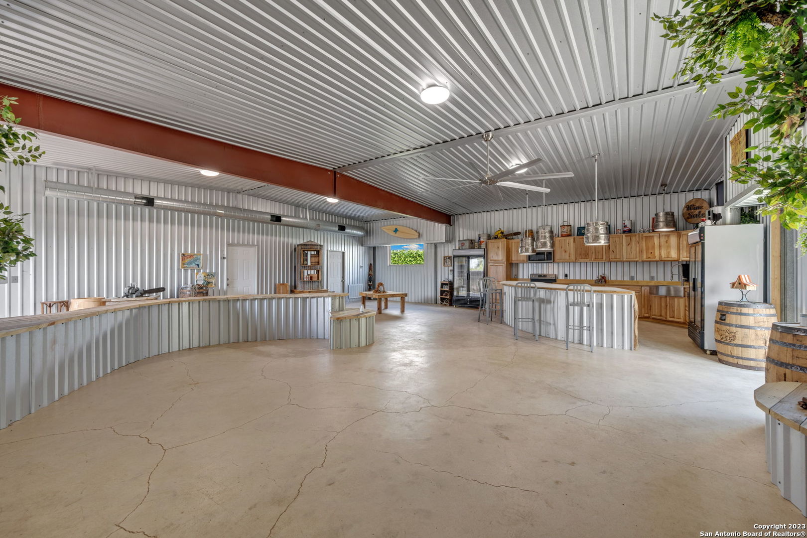 186 JULIUS DR