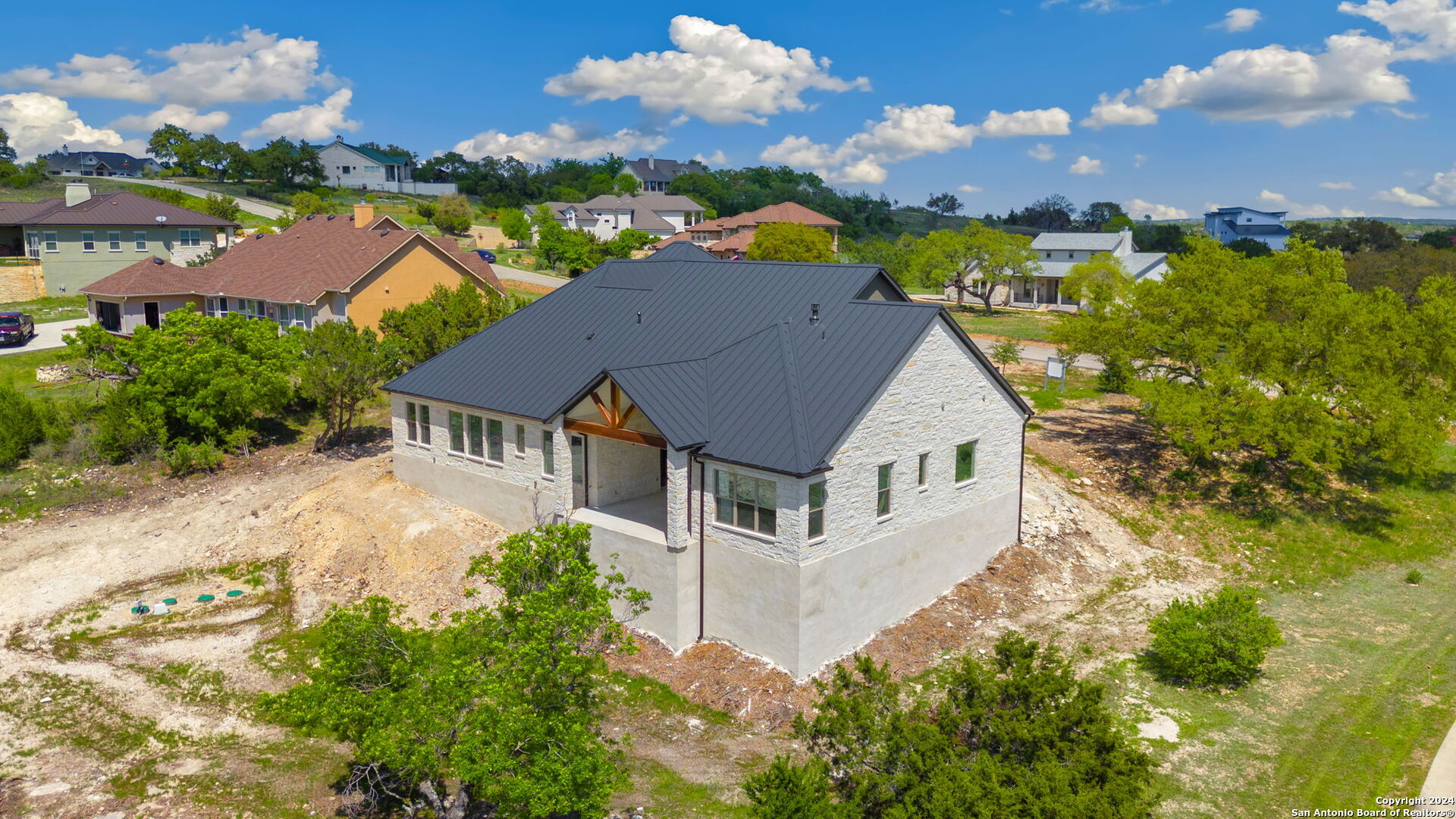 1030 BLUEWATER PL
