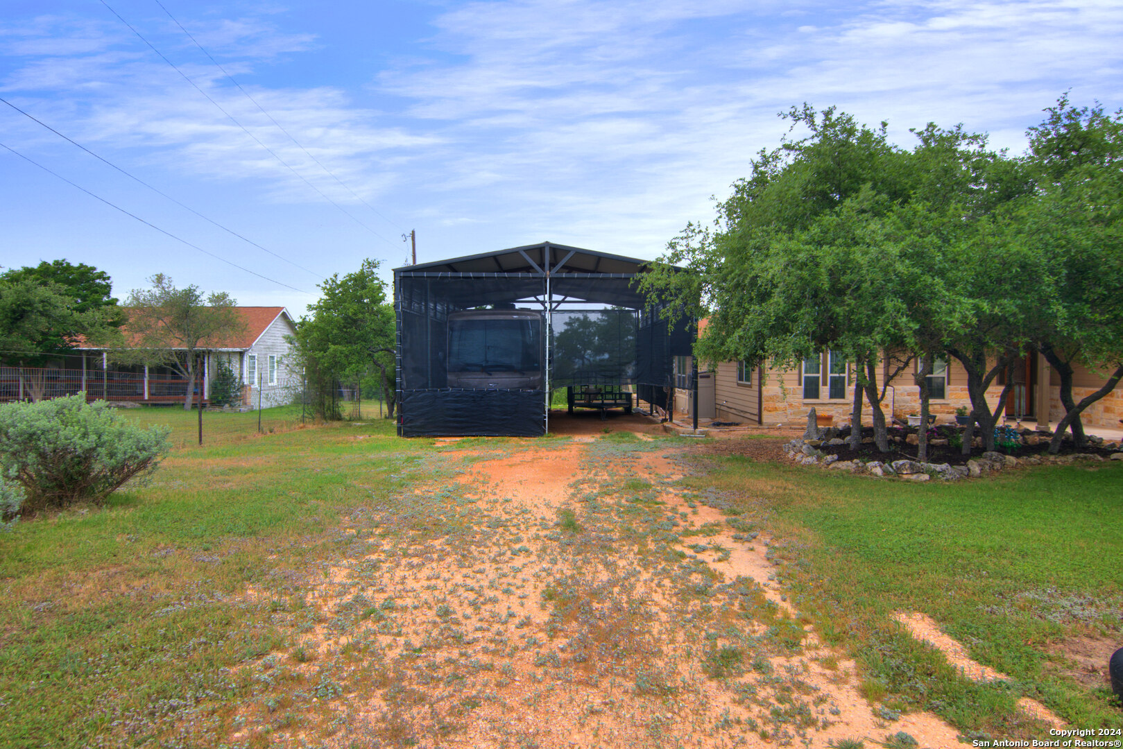 1311 Heritage Hill