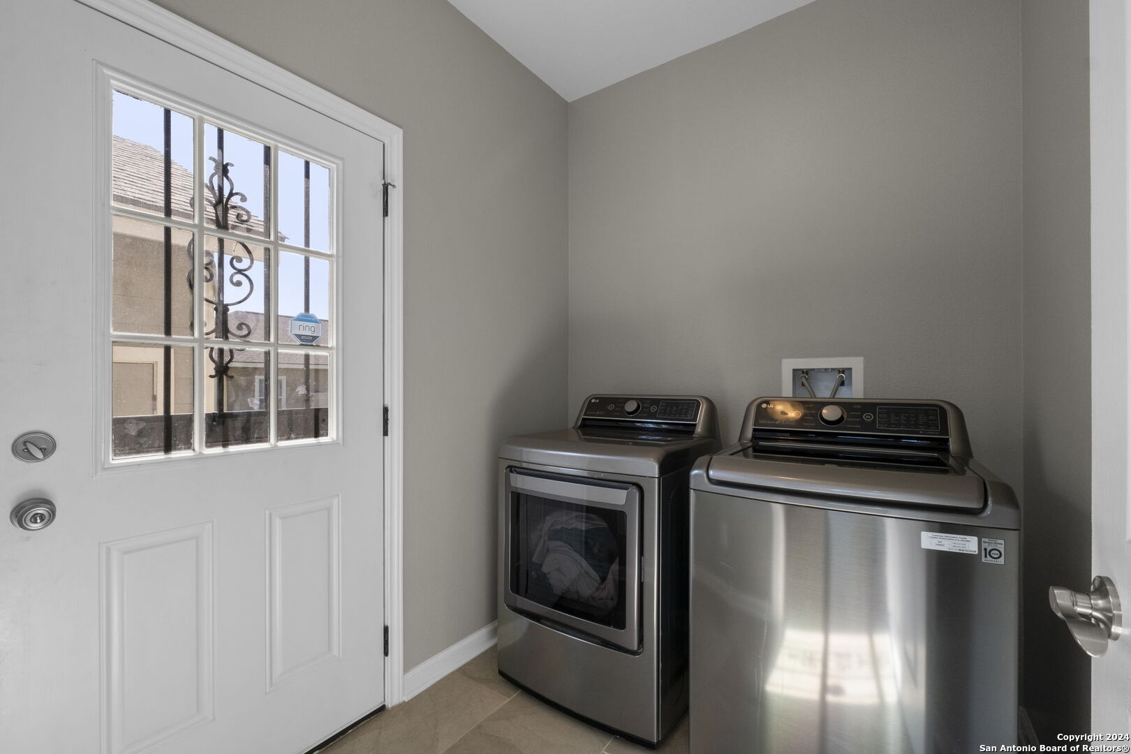 340 Ridge Wood Trail